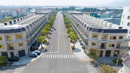 Bán shophouse đường mê linh đi bà nà hill tuyến đường du lịch của thành phố đà nẵng