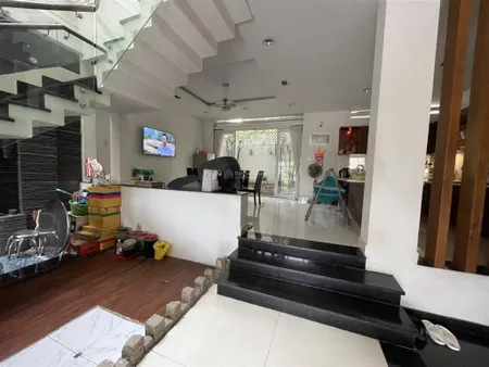 Biệt thự view sông, mt đường rạch bà lớn, khu dân cư phong phú 5. dt 9x19,5m xây 3 tầng