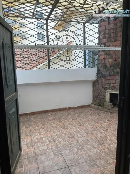 Cho thuê biệt thự căn góc 2 mặt tiền, KĐT Mễ Trì Thượng, DT 150m2, 4 tầng, MT 10*15m, ĐH,