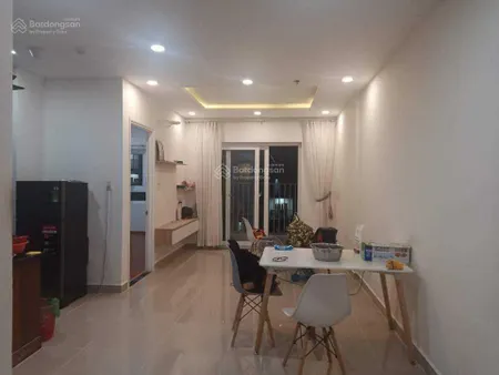 Cần cho thuê căn hộ phú gia 72m2 (2pn, 2wc) có nội thất giá 7tr dọn vào ở ngay được