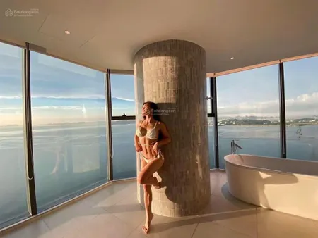À la carte hạ long. căn góc 2pn view trực biển đảo rều. căn vip second home nghỉ dưỡng tuyệt vời