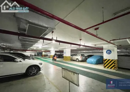 Cho thuê văn phòng, 182m2, 245m2, 306m2, 676m2 - Đường Trần Nhân Tôn, Quận 5