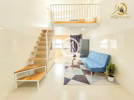 / phòng cho thuê tại quận 6 có nội thất cơ bản trống sẵn rộng 35m2 có gác cửa sổ thoáng