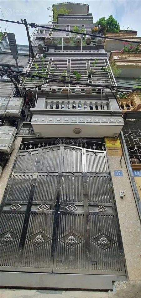 Cho thuê căn nhà phân lô ngõ đường nguyễn văn giáp 50m2,5 tầng nhà đẹp oto đỗ cửa giá 16tr/th