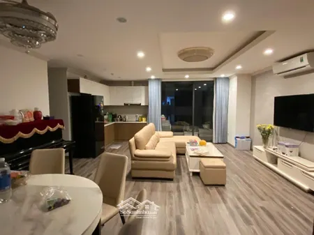 Cho Thuê Căn Góc 2pn 98m Tầng 20- Ban Công đông Nam View đsq Nga; Full Nt đẹp Giá 18tr/th