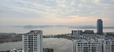 Chính Chủ Cần Cho Thuê Căn Góc 2pn Tầng Cao View Trực Diện Biển.