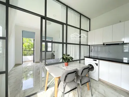 [only One] 1pn Balcony 40m2 - Máy Giặt Riêng, Nhà Sạch Sẽ, Rộng Rãi - Ngay điện Biên Phủ