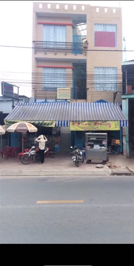 Phòng trọ 2tr3trệt (de dc xe dien) coc 1tr, 24/24.free giữ xe.wifi. thc