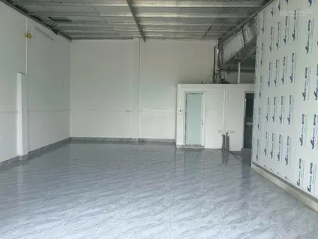 Cho thuê kho văn nội, phú lương, đường xe tải tránh, dt 100m2. giá 9 triệu/th. vào ở ngay