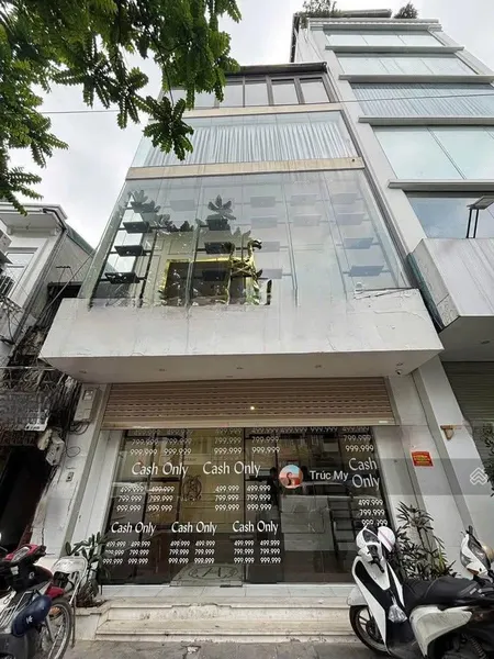 Gấp chính chủ cần cho thuê nhà mặt tiền phó đức chính gần ngã 4 nguyễn công trứ quận 1