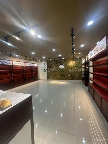 Cho thuê nhà 5 tầng có thang máy mặt đường số 7 kđt hà quang 2 dt 144m ngang 8m
