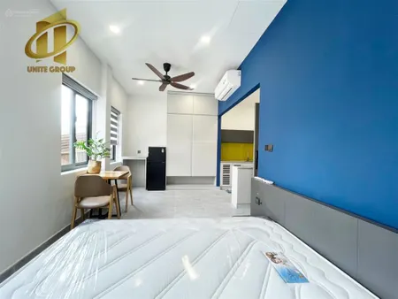 Cho thuê phòng có nội thất bancon cửa sổ lớn máy giặt riêng nguyễn khoái quận 4