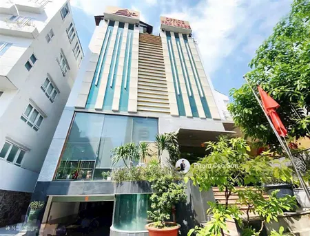 Building ngang 12m sử dụng hơn 2.000m2 số 232 võ thị sáu, quận 3