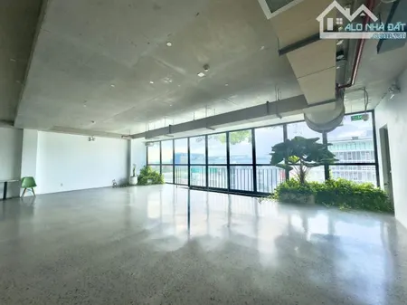 Cho thuê văn phòng xanh 220m² giữa trung tâm Đà Nẵng – giá thuê 312k/m²
