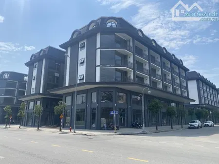 Cho Thuê Căn Góc 5 Tầng Quá Đẹp Hoàng Quốc Việt Tp Huế (375m2)
