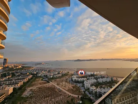 Em ngọc anh chính chủ gửi bán 2,7 tỷ/59m2 sẵn sổ căn hộ cao cấp nghỉ dưỡng 5 sao hạ long