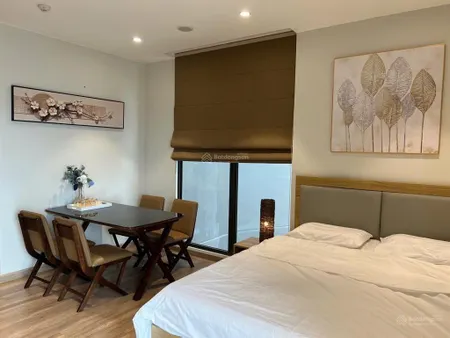 Bán căn studio toà l1 landmark tầng đẹp view sông hồng giá 3.3 tỷ bao phí