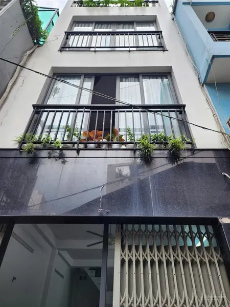 Đề thám quận 1 dt 31m2 ko lộ giới, sát mặt tiền 4 tầng mới tinh