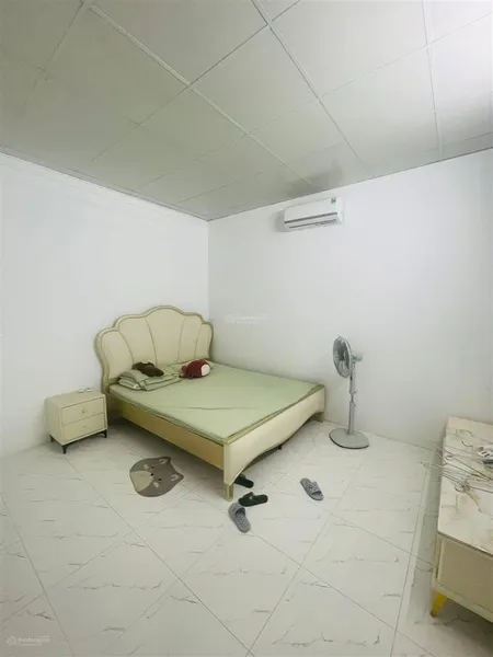 Bán nhà sẵn ở ngay sát chợ vồ thuộc phường tân hoàhoà bình cũ