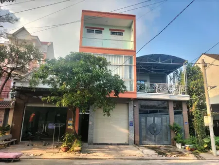 Loaloa gấp lắm ạ chỉ 4,75ty 1trệt 2lầu visip1 nguồn thu 12t/t thương lượng mạnh. phải nhanh ạ