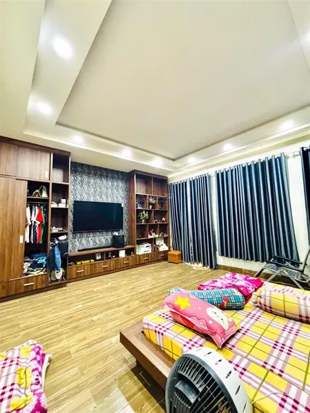 **nhà 4 tầng bề thế ngang hi.ếm 5,8m lê cơ bùi tư toàn hẻm ô tô thông 97m2 ( 5,8x17)