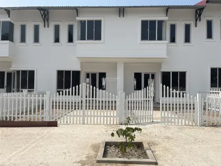 Chủ cần bán 1 cặp nhà thô dự án dta đường 30m giá tốt