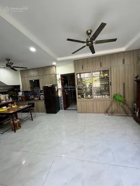 Bán nhà 3 tầng, mặt tiền 9x30m, đường độc lập, tân thành, tân phú hơn 40 tỷ, làm việc chính chủ