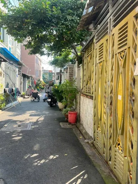 Bán nhà 2/ thới an15 ,ngang 4*19 1 trệt 1 lững, đường 4m, ô tô vào tận nhà, giá 4t250 thương lượng