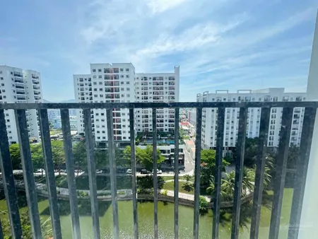 Hiếm, căn 73 m2, 2 pn, 2 wc, view hồ, nội thất cao cấp giá chỉ 4,55 tỷ, 0906 549 *** sơn