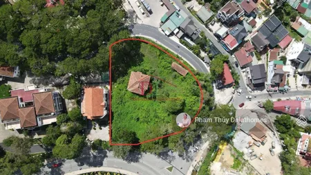 Khu đất ở tư nhân 4123m2 ngay mặt tiền hùng vương trần quang diệu, cổng vào dinh i bảo đại đà lạt