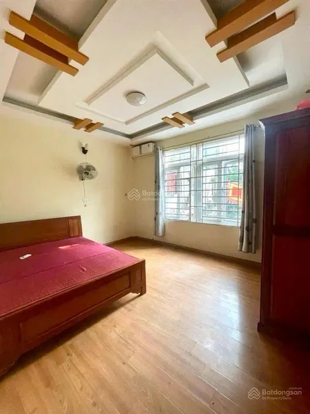 Thúy lĩnh,dt 32m2, mt 3.2 nhà mới đẹp,sổ nét,ngõ nông. giá chào 5.5 có tl