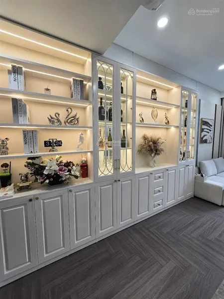 Cần bán lại căn hộ masteri water front full đồ, sẵn sổ em hằng hỗ trợ 24/7
