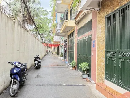 Bán nhà chính chủ 50m2 lương thế vinh khu nhà ở quốc hội ngõ nông oto 14 tỷ