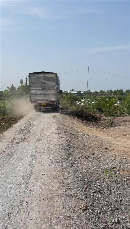 Mặt tiền kênh tân thành thủ thừa