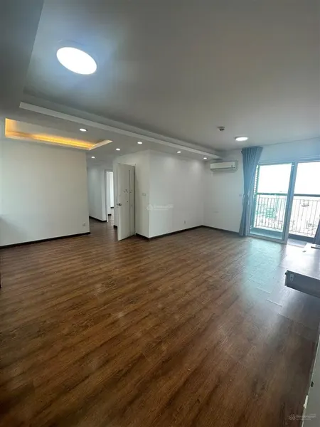 (góc độc quyền) tìm mua căn hộ 3pn (117m2), slot xe, hướng đn với 8.5 tỷ (có thương lượng)