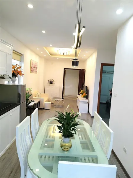 Nhỉnh 2.5 tỷ cần bán căn góc chung cư phenika, tầng 10, 2 pn tại trung tâm hoà lạc, sát metro 05