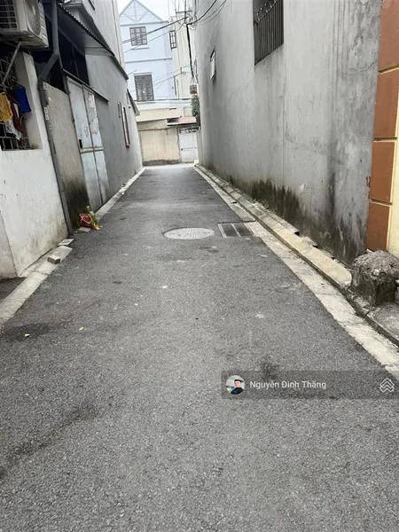 Bán nhà 2.5 tầng đào xuyên đa tốn , diện tích 34.8m2 ô tô đỗ cửa