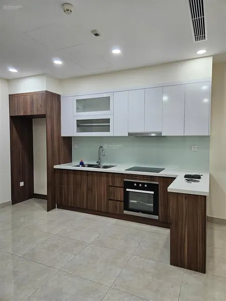 Hiếm. bán căn hộ ct4 vimeco nguyễn chánh. 148m2, 4 ngủ 2wc, đồ cơ bản. giá 16.x tỷ. 0917 748 ***