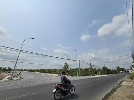 Đất lô góc 2 mặt tiền tỉnh lộ 848(ql80b)khu vực chợ đất sét, bên cạnh ubnd mỹ hưng b và trường học