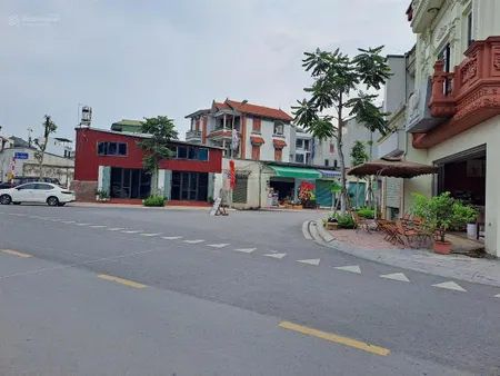 Bán đất tân việt sát chợ 100m giá đầu tư rẻ hơn vị trí 3 gía, phân lô thoải mái, dân cư đông đúc