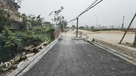 Bán 58m2 bìa làng lỗ giao bao quanh bởi dự án cảnh quan sông hông (vừa khởi công) giá tôt