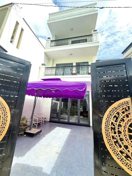 Khai xuân hạ giá bán nhanh nhà đẹp 3 tầng hẻm xe hơi tại vĩnh ngọc, phường tây nha trang.