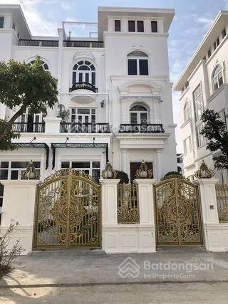 Bán nhà vườn trung văn 110m2 4 tầng mặt tiền 11m hơn 33 tỷ thuê ~400tr/năm ôtô tráh vỉahè phânlô cc