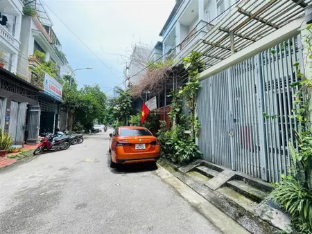 Bán nhà kdt mễ trì, 75m2 giá 20.6 tỷ vỉa hè, ô tô tránh thoải mái, hạ tầng đồng bộ.
