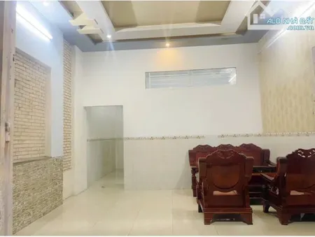 CHO THUÊ NHÀ TRỆT LỬNG 120m² – SẴN NỘI THẤT – KDC HỒNG LOAN, CẦN THƠ | 5,5 TRIỆU