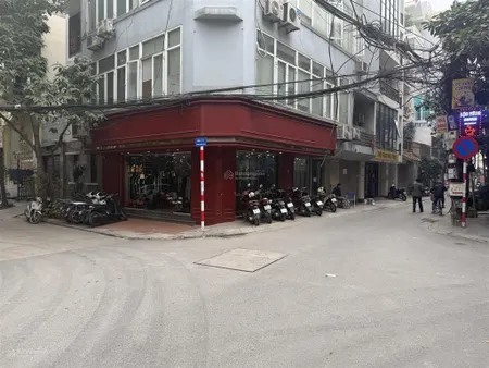 Cho thuê cửa hàng 70m2 tại ngõ 61 hoàng cầu, giá siêu hời 22 triệu vnd