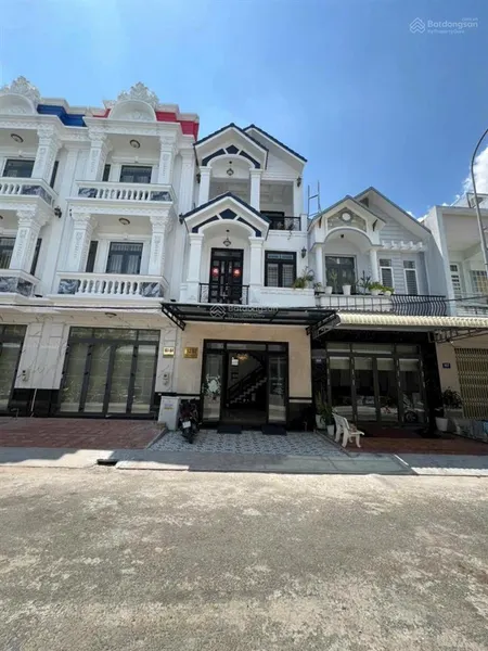 Cho thuê nhà trệt 2 lầu 3 phòng ngủ kdc hưng phú gần siêu thị go cần thơ