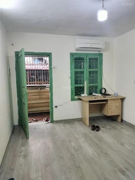 Cho thuê nhà tập thể kim liên, vị trí siêu tiện lợi, nhà thoáng rộng rãi, dân trí cao