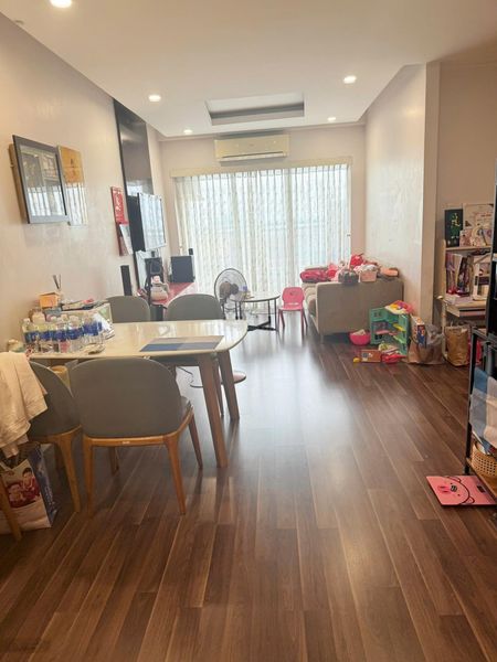 Cần cho thuê gấp căn hộ cao cấp Sao Mai Q. 5