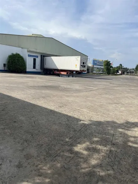 Cho thuê 4000m2 kho xưởng khu công nghiệp tân bình